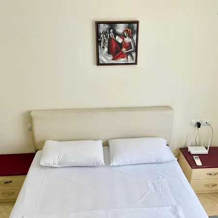 Two Bedroom Seafront 2 *