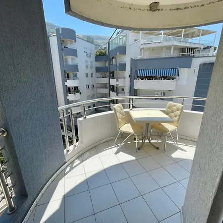 Two Bedroom Seafront 2 Appartement