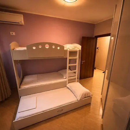 Two Bedroom Seafront 2 Vlorë
